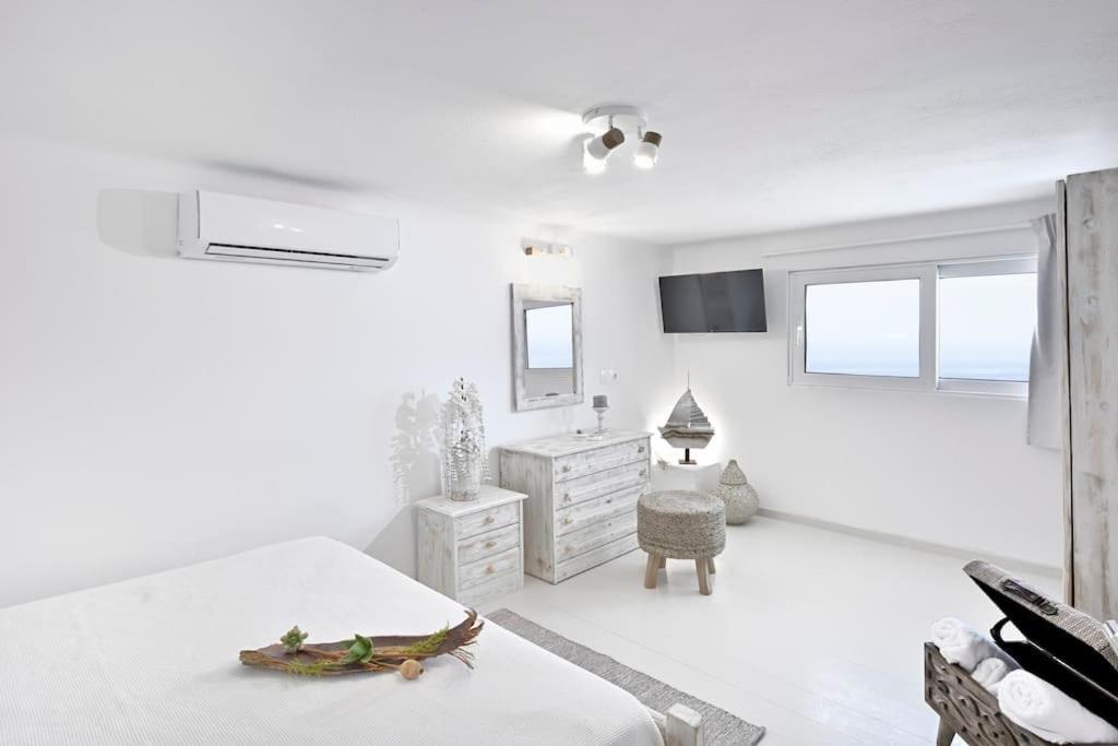 Mykonos Sea View Luxury Villa By Calypso Sunset Villas Mykonos Town 外观 照片